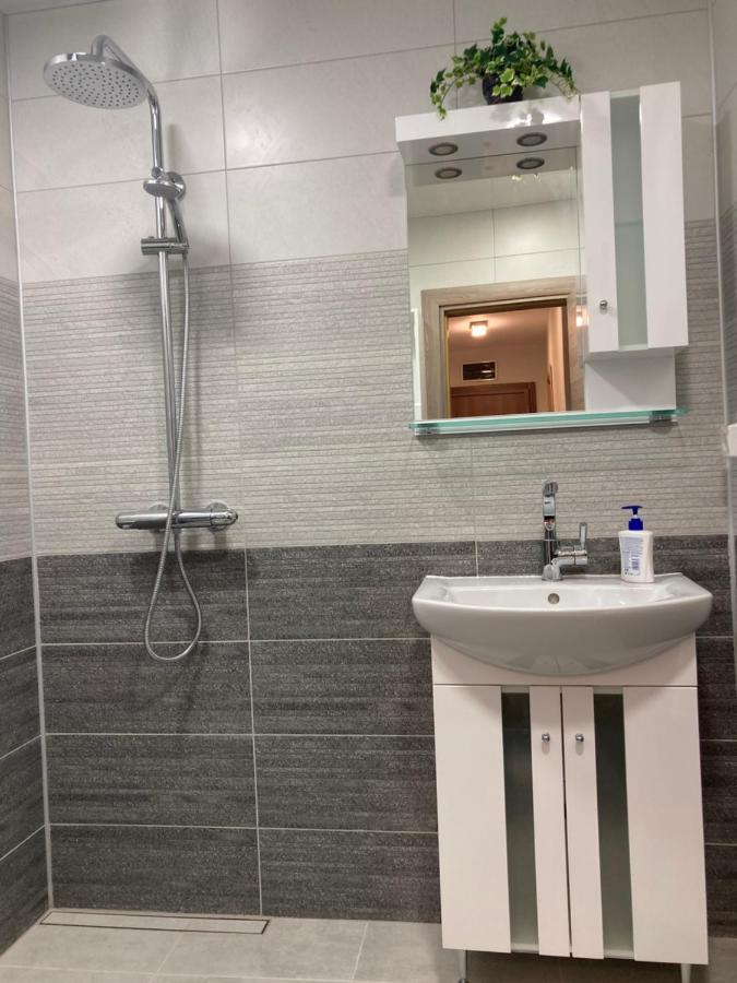 Victor'S Suite , With Private Parking Varna Buitenkant foto